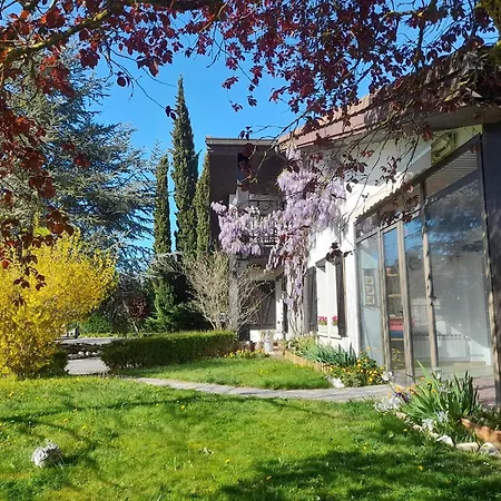 Zarrian Barri Etxea Сasa de vacaciones Lubiano