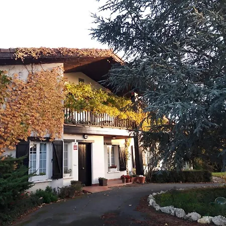 Сasa de vacaciones Zarrian Barri Etxea *