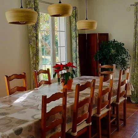 Zarrian Barri Etxea בית נופש